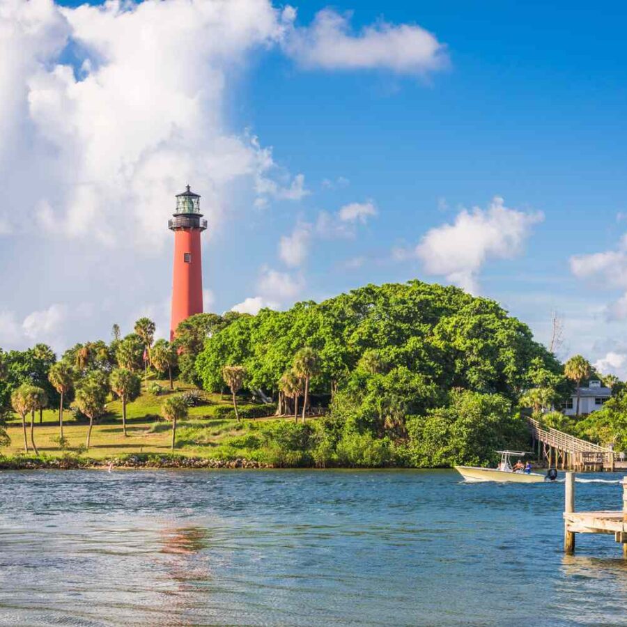 Jupiter, FL Asset Sale Ideal Location 3,700 SF Restaurant & Bar